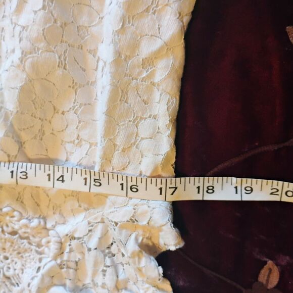 Twenty One Cream Ruffled Blouse with Cap Sleeves - Picture 7 of 16